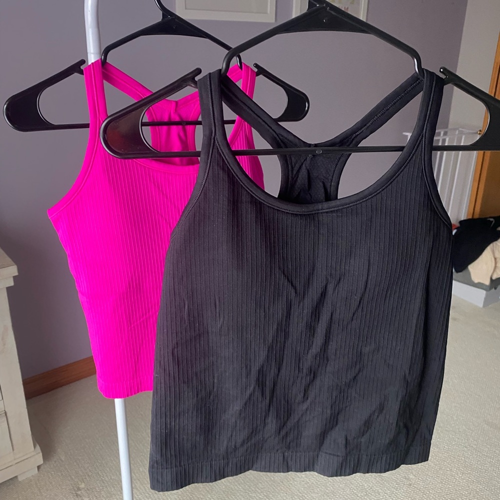 Women Ribbed Workout Crop Tops with Built in Bra (set of two)